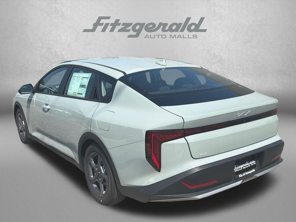 2026 Kia K4 LXS