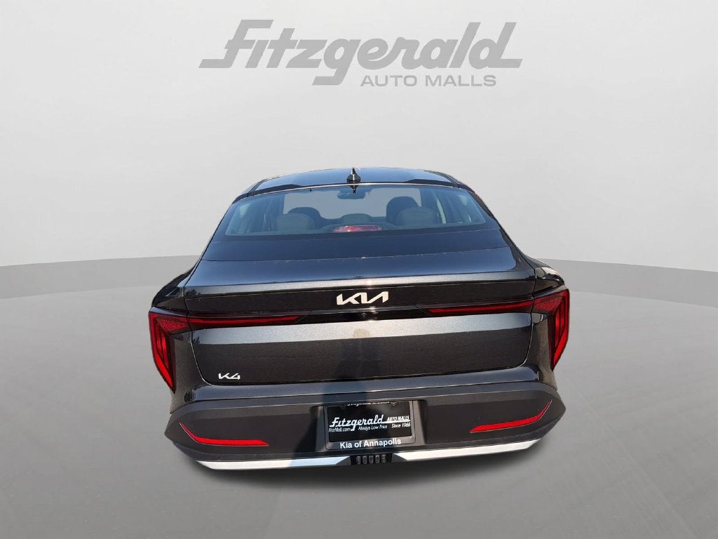 2026 Kia K4 LXS