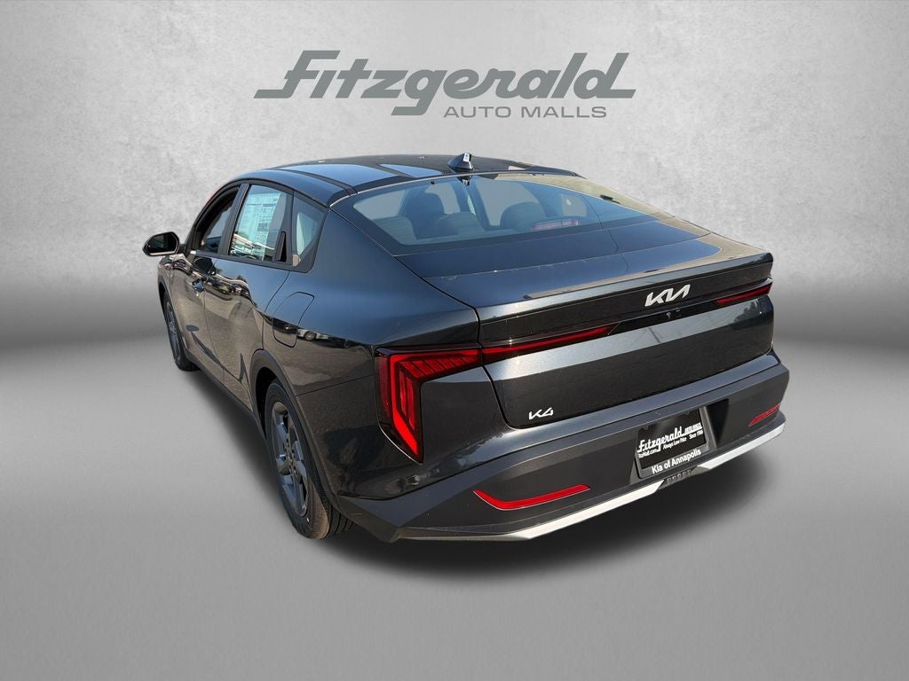 2026 Kia K4 LXS