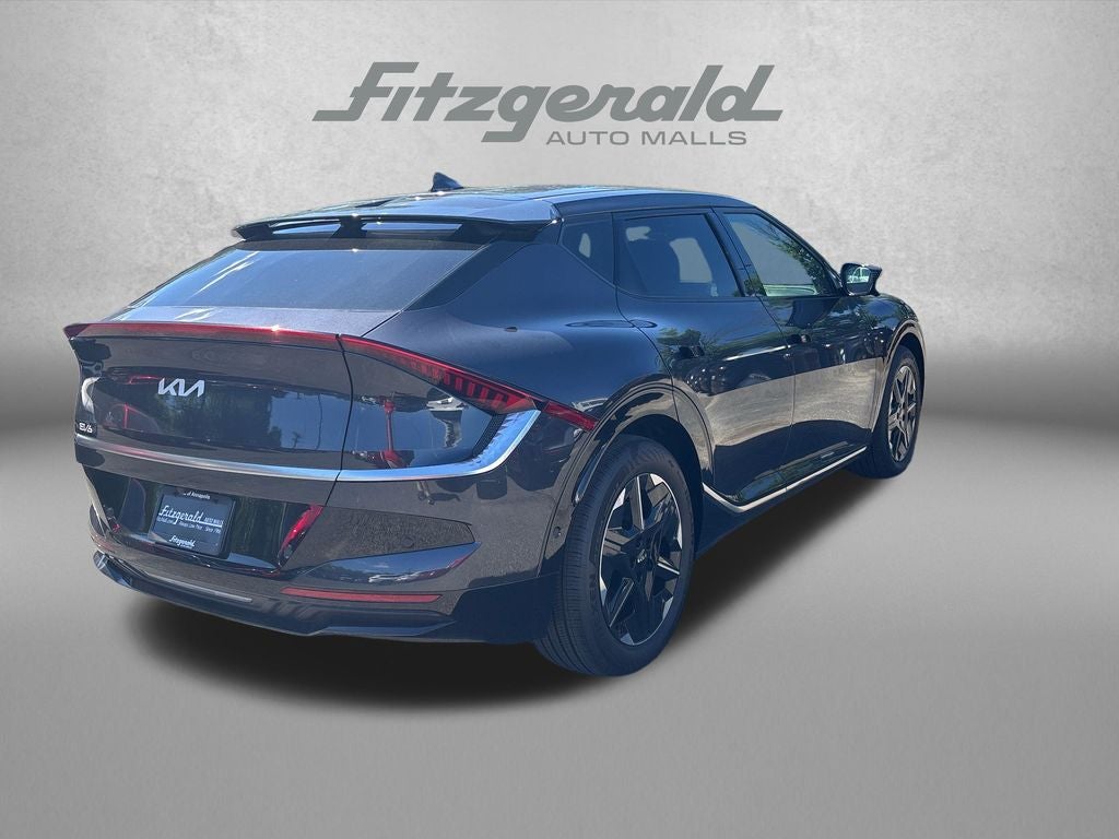 2026 Kia EV6 Wind