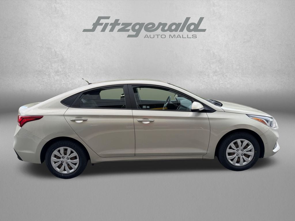2020 Hyundai Accent SE