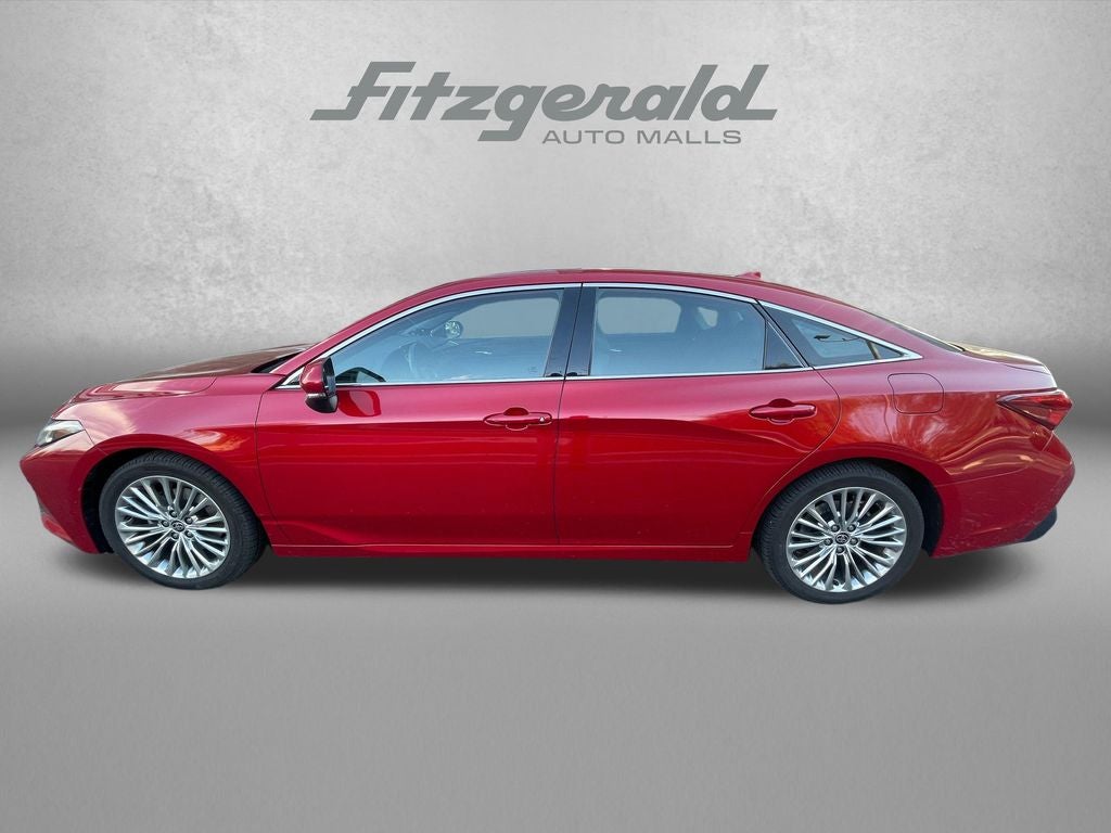2022 Toyota Avalon Hybrid Limited