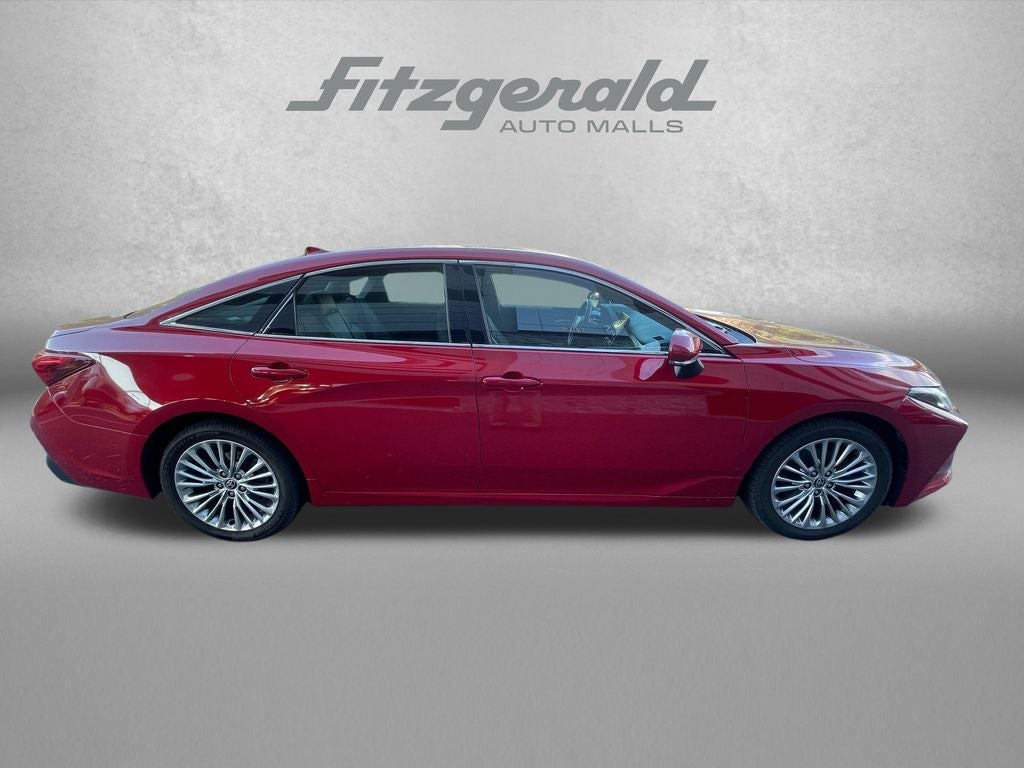 2022 Toyota Avalon Hybrid Limited
