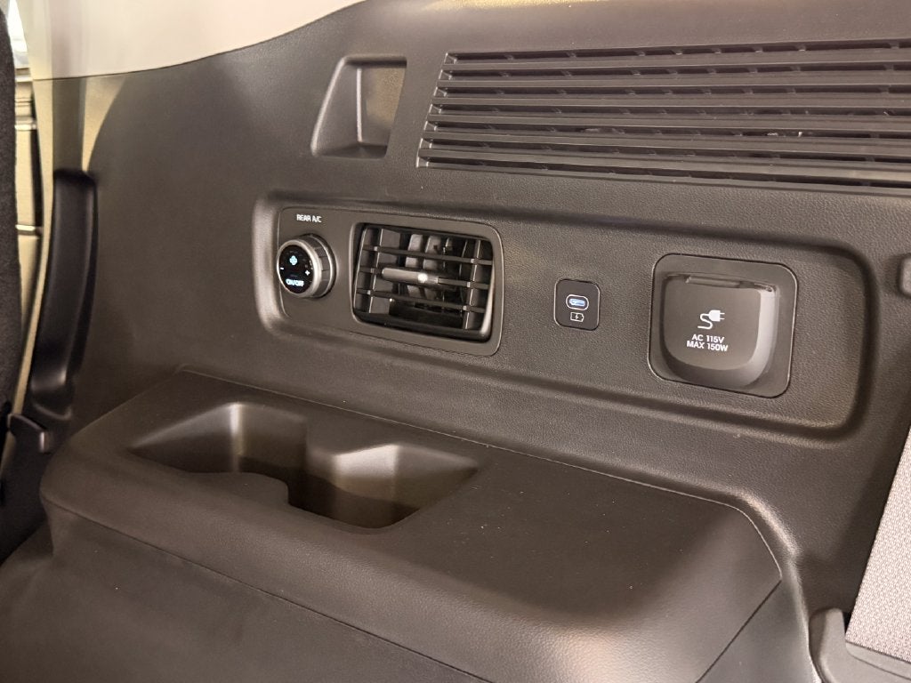 2027 Hyundai Santa Fe Limited AWD