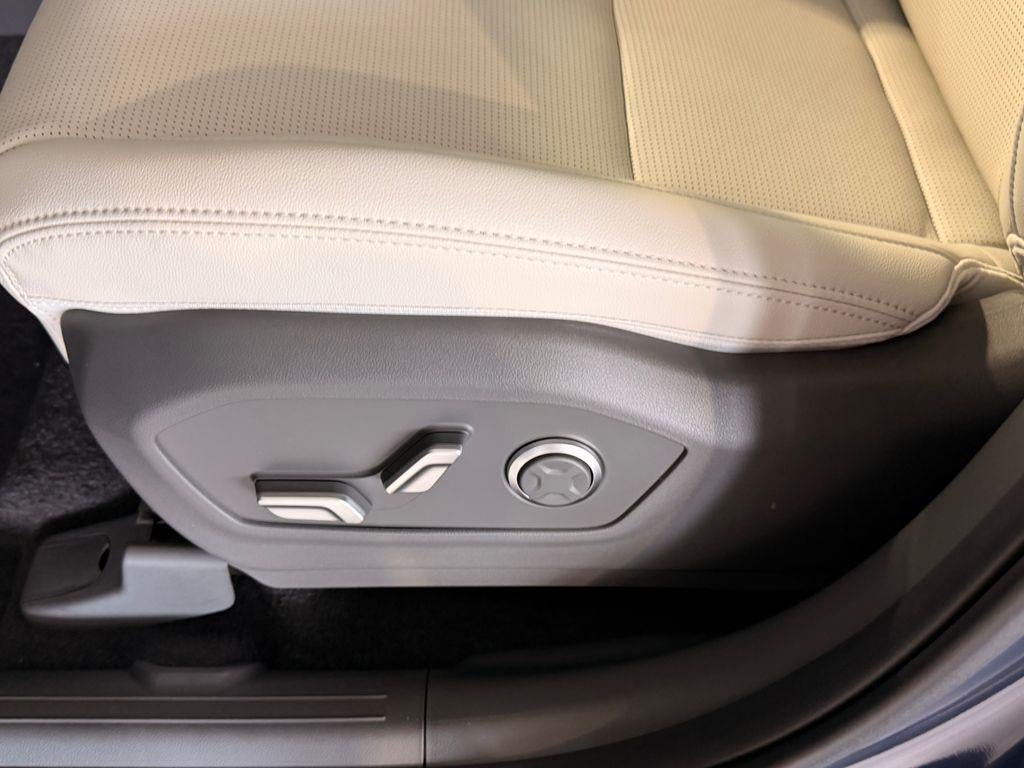 2027 Hyundai Santa Fe Limited AWD