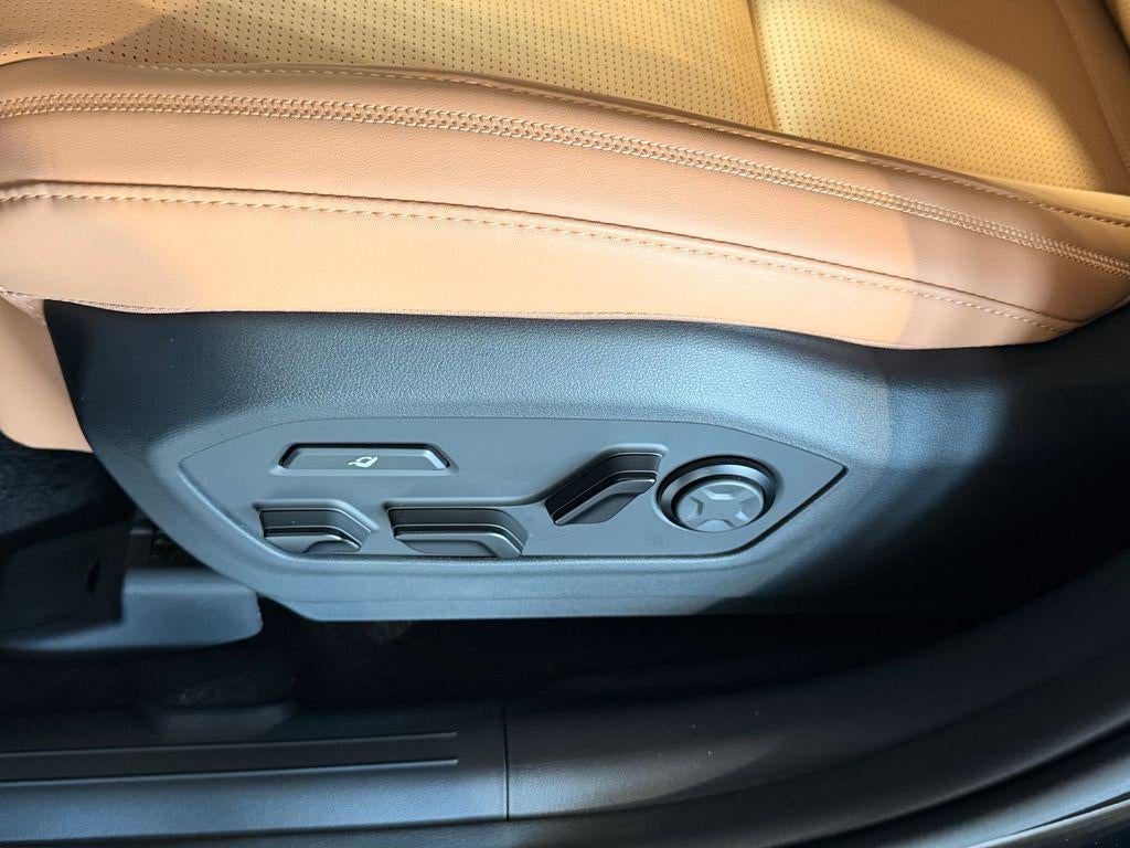 2027 Hyundai Santa Fe Hybrid Calligraphy