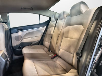 2019 Hyundai Elantra SE