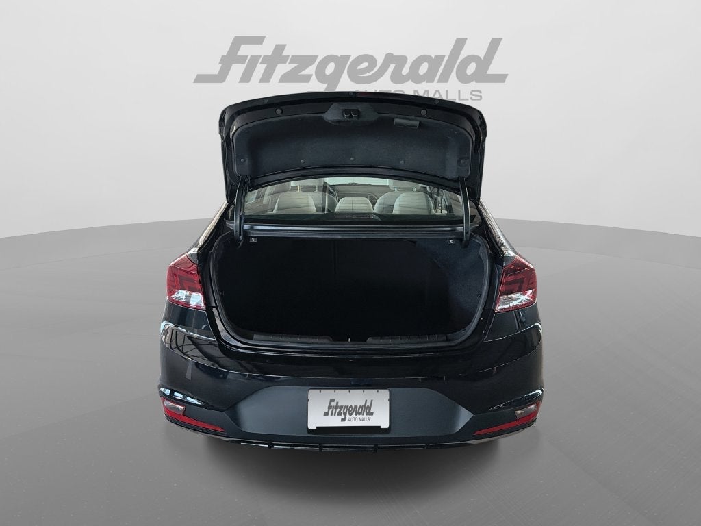 2019 Hyundai Elantra SE
