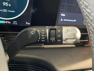 2025 Hyundai IONIQ 5 SE