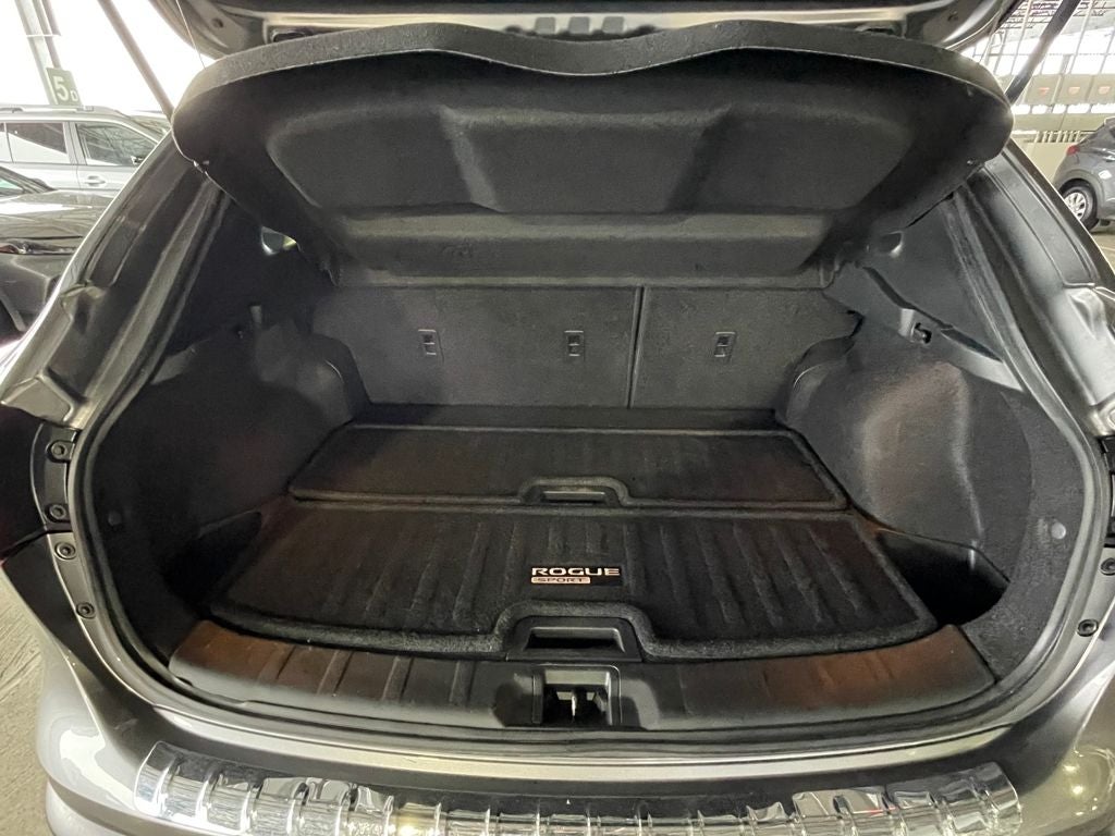 2020 Nissan Rogue Sport SV