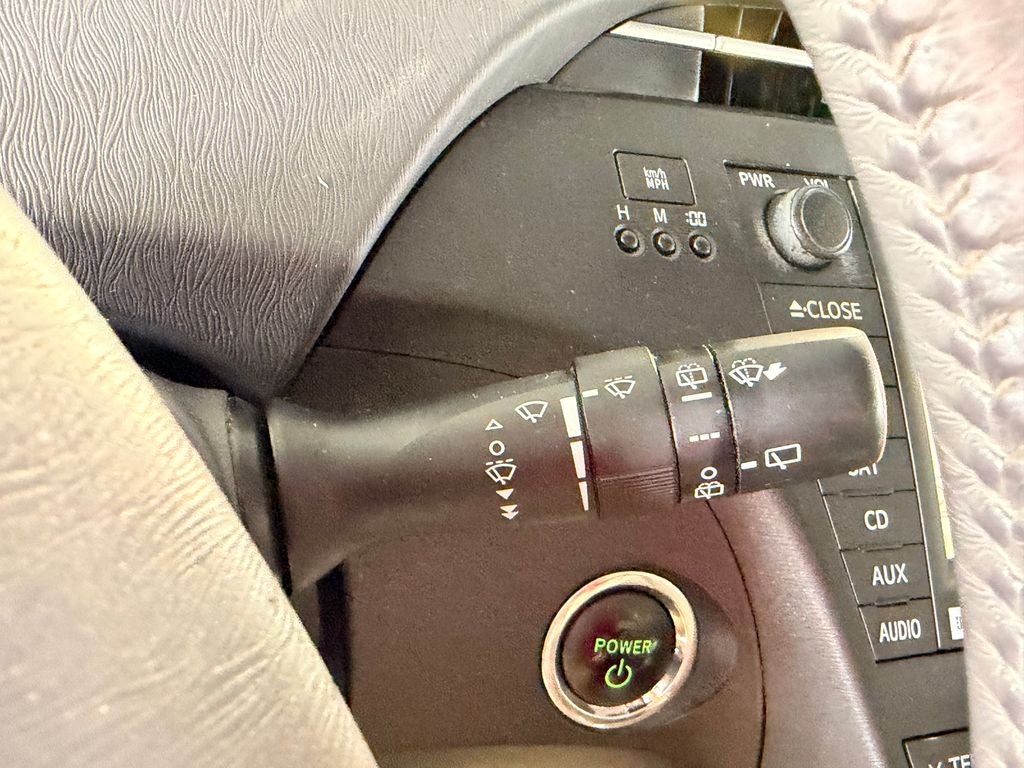 2010 Toyota Prius I