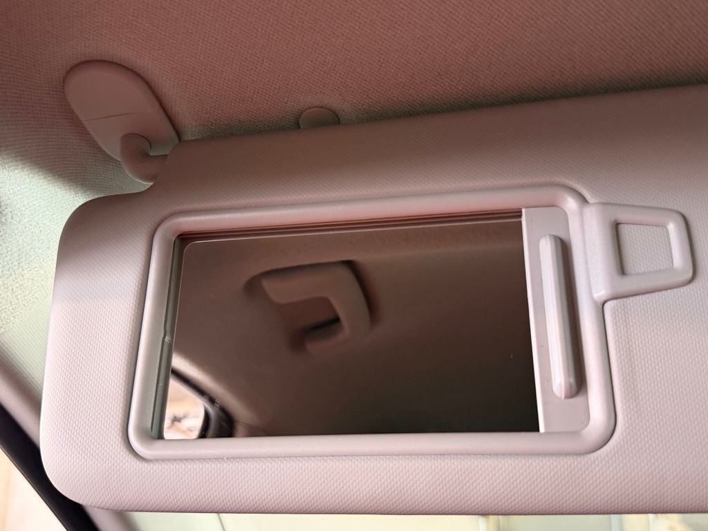 2027 Hyundai Kona SE FWD