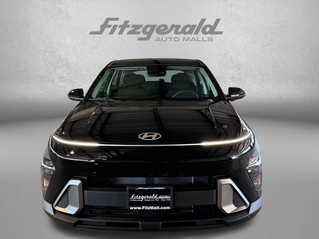 2027 Hyundai Kona SE FWD