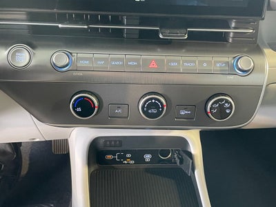 2026 Hyundai Kona SE AWD