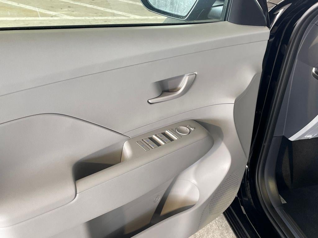 2026 Hyundai Kona SE AWD