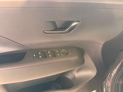 2027 Hyundai Kona SE AWD