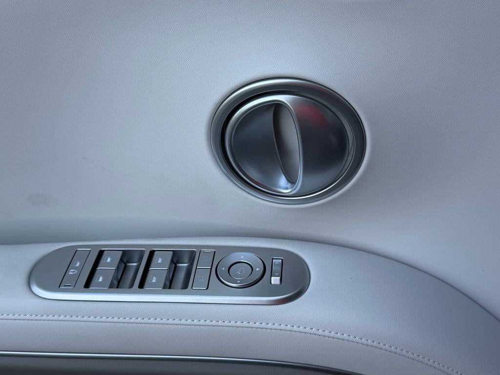 2026 Hyundai Palisade Hybrid SEL Premium 8P