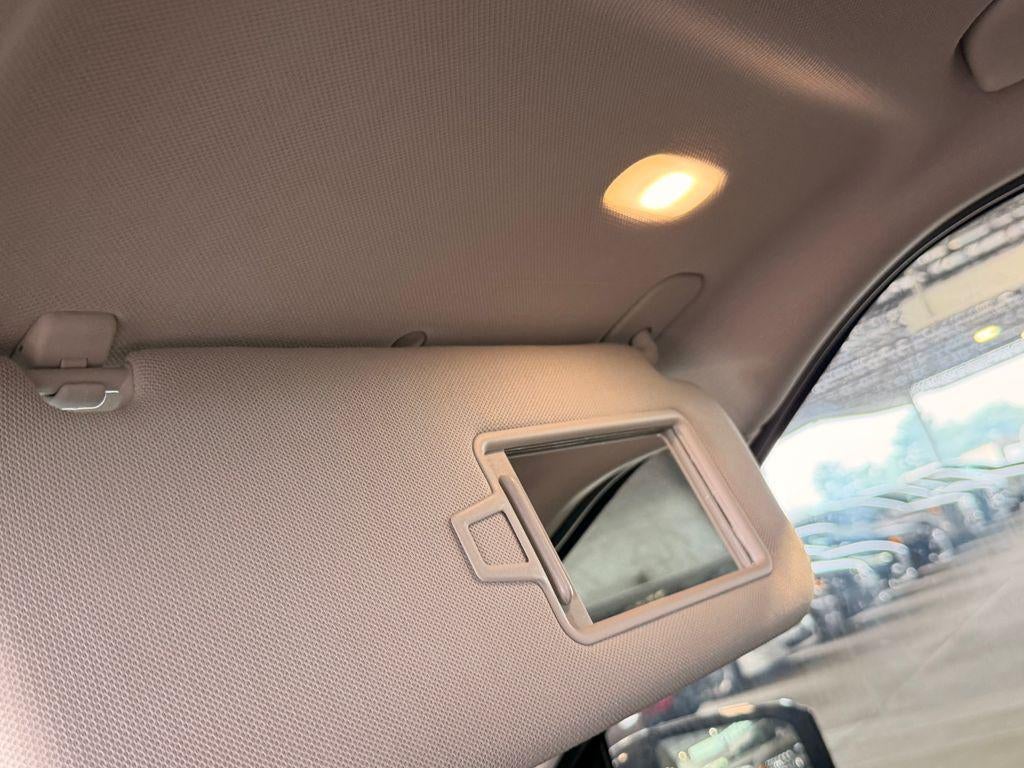 2026 Hyundai Palisade Hybrid SEL Premium 8P