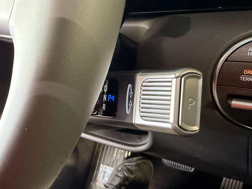 2026 Hyundai Palisade Hybrid SEL Premium 8P
