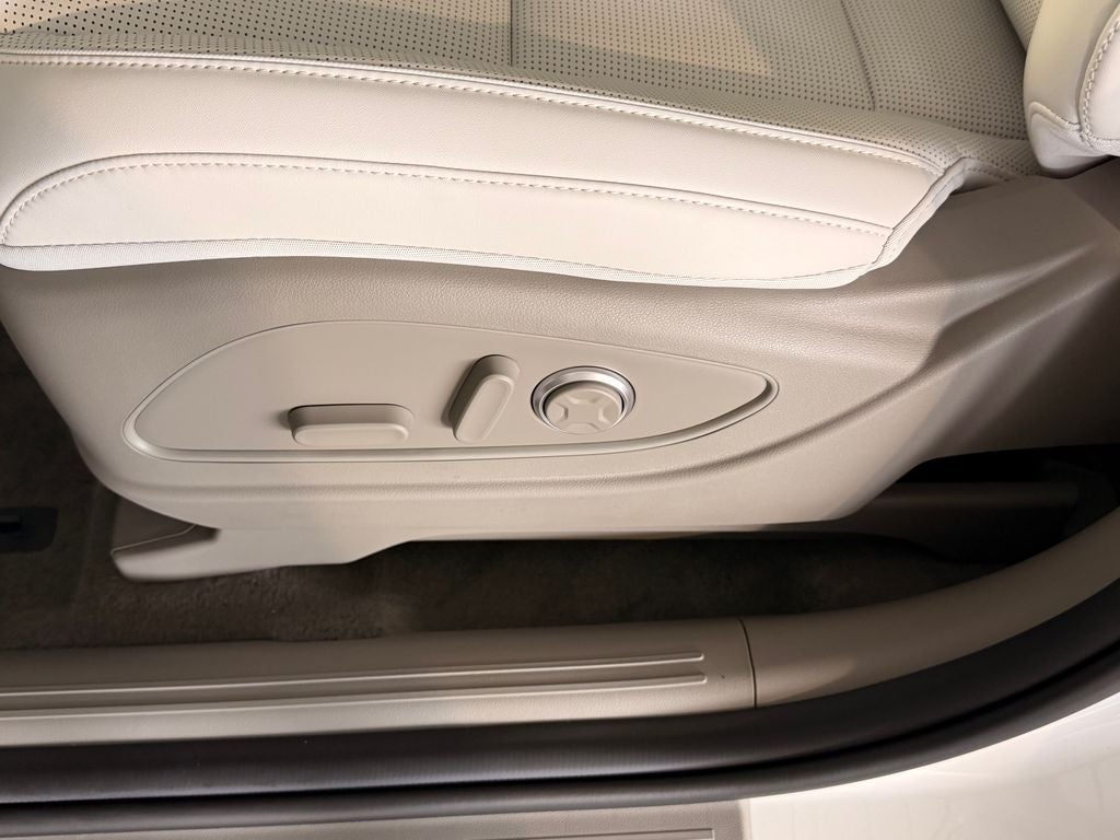 2026 Hyundai Palisade Hybrid SEL Premium 8P