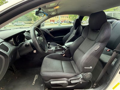 2012 Hyundai Genesis Coupe 2.0T