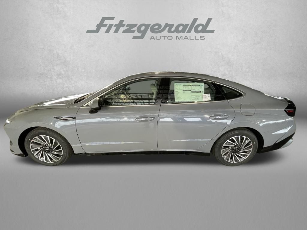 2026 Hyundai Sonata Hybrid Limited