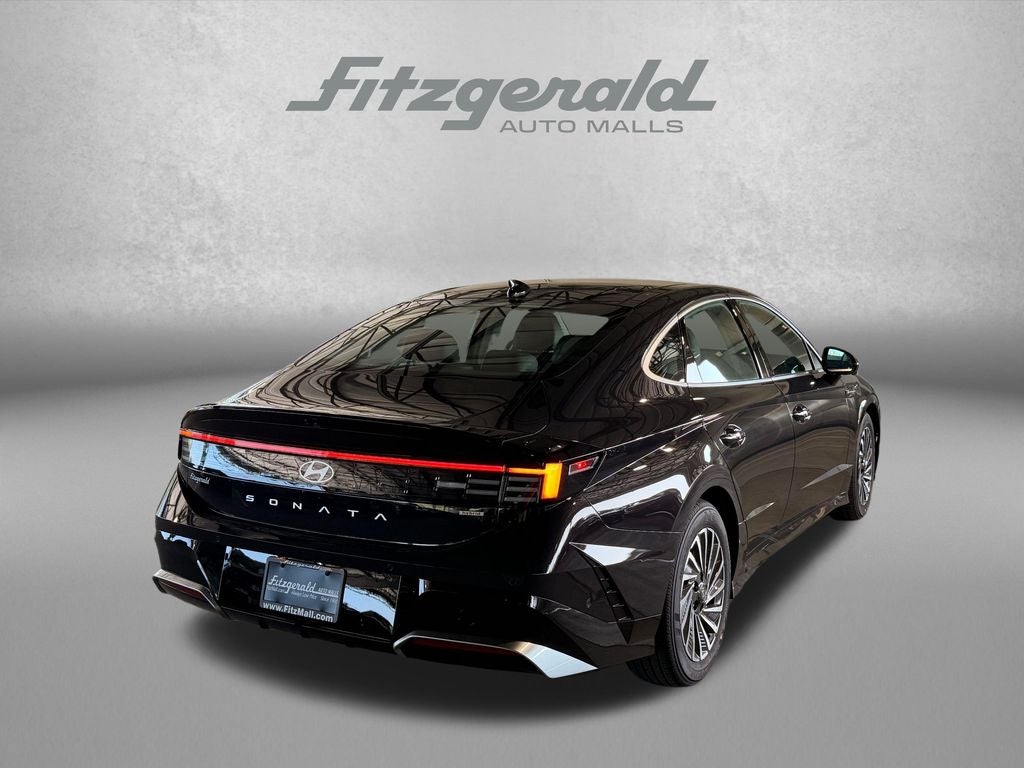 2026 Hyundai Sonata Hybrid Limited