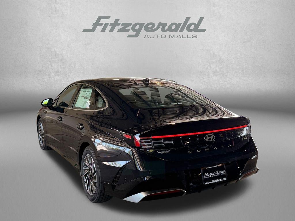 2026 Hyundai Sonata Hybrid Limited