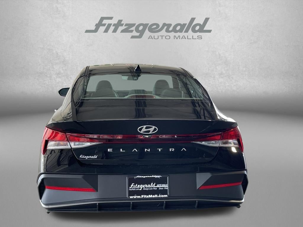 2026 Hyundai Elantra SE