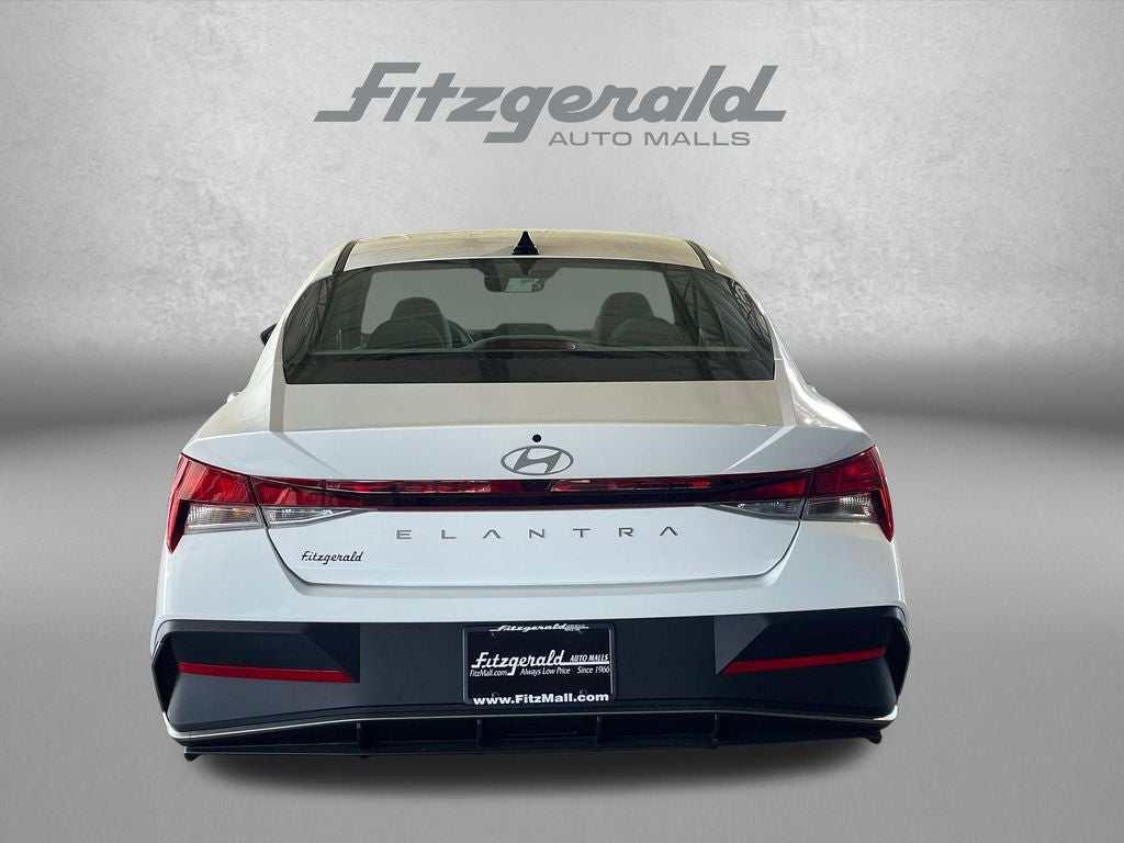 2026 Hyundai Elantra SE