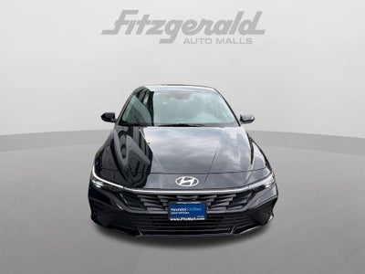 2025 Hyundai Elantra SE
