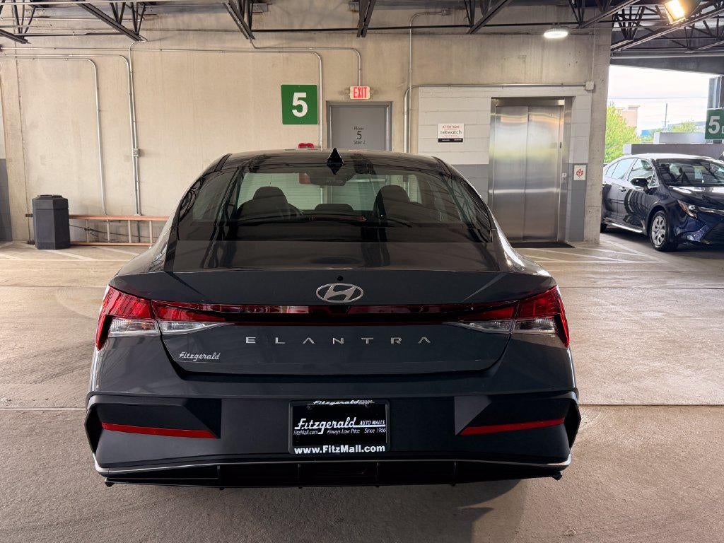 2026 Hyundai Elantra SE