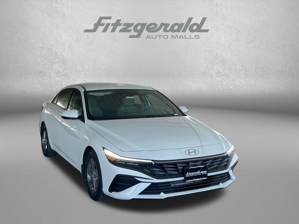 2026 Hyundai Elantra SE