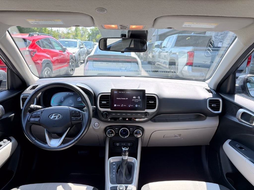 2025 Hyundai Venue SEL