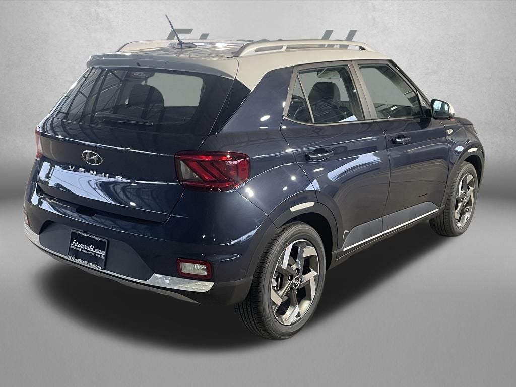 2026 Hyundai Venue SEL w/Two-Tone Roof