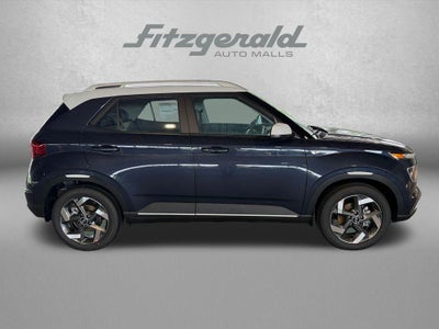 2026 Hyundai Venue SEL w/Two-Tone Roof