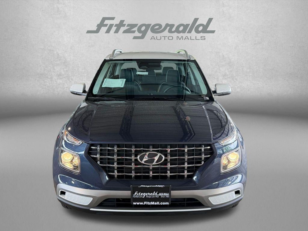 2026 Hyundai Venue SEL w/Two-Tone Roof