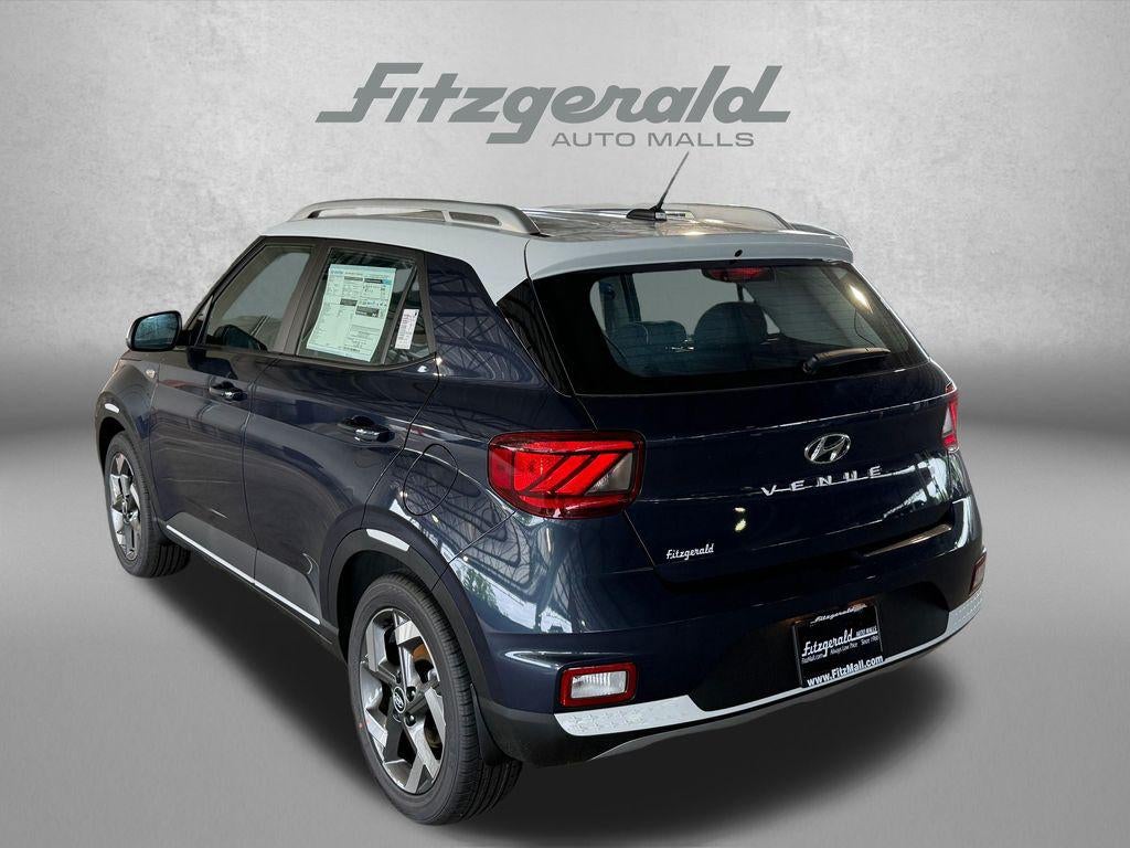 2026 Hyundai Venue SEL w/Two-Tone Roof