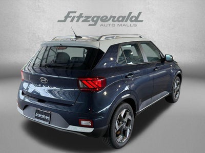 2026 Hyundai Venue SEL w/Two-Tone Roof