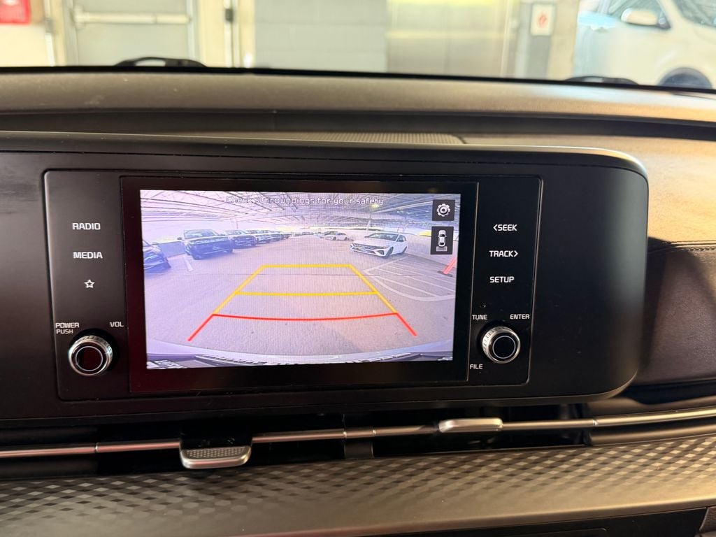 2022 Kia Carnival LXS