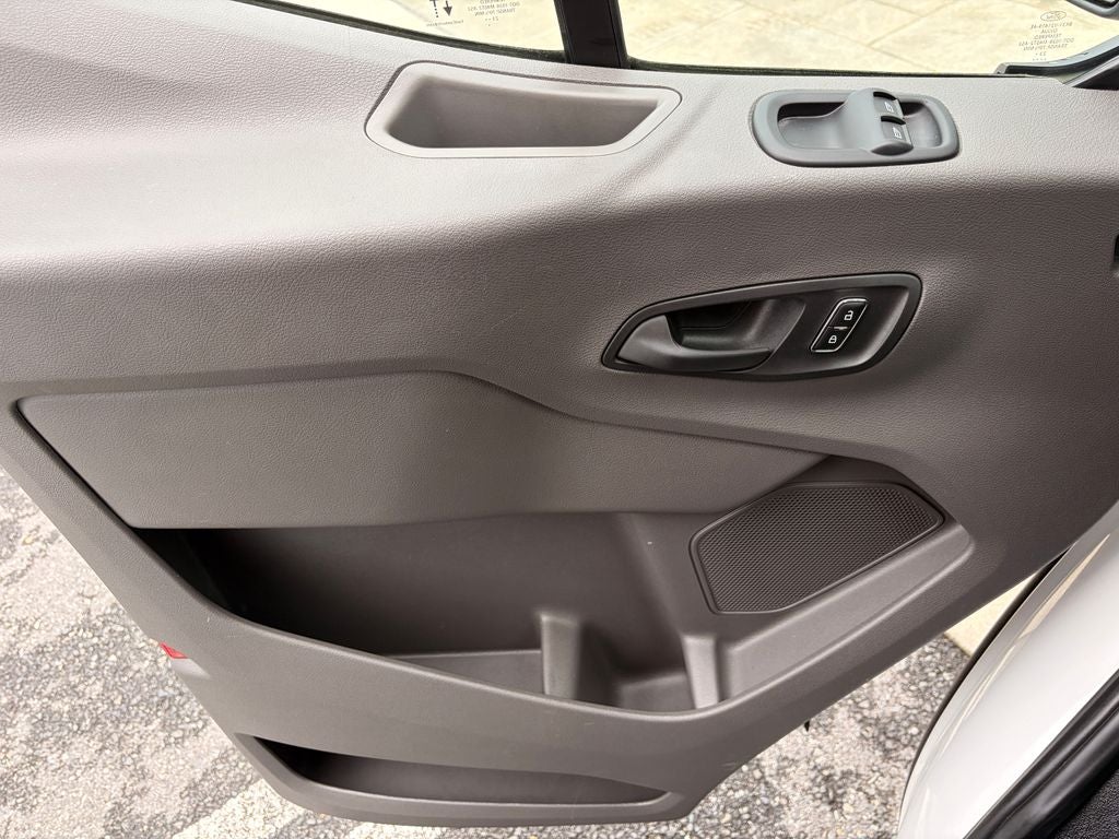 2024 Ford Transit Base