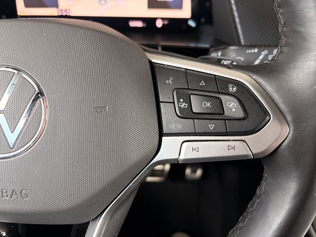 2024 Volkswagen Atlas Cross Sport 2.0T SEL Premium R-Line