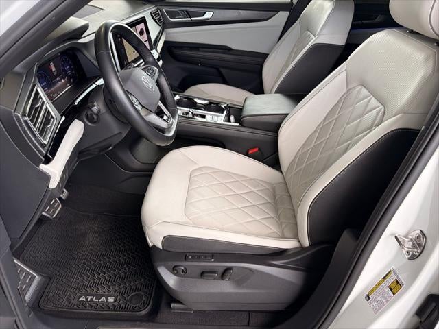 2024 Volkswagen Atlas Cross Sport 2.0T SEL Premium R-Line