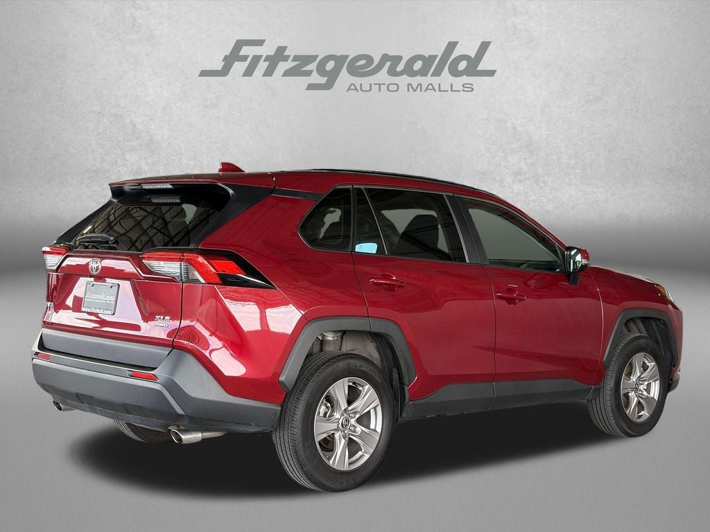 2025 Toyota RAV4 XLE