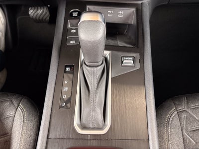 2025 Nissan Kicks MPV SV