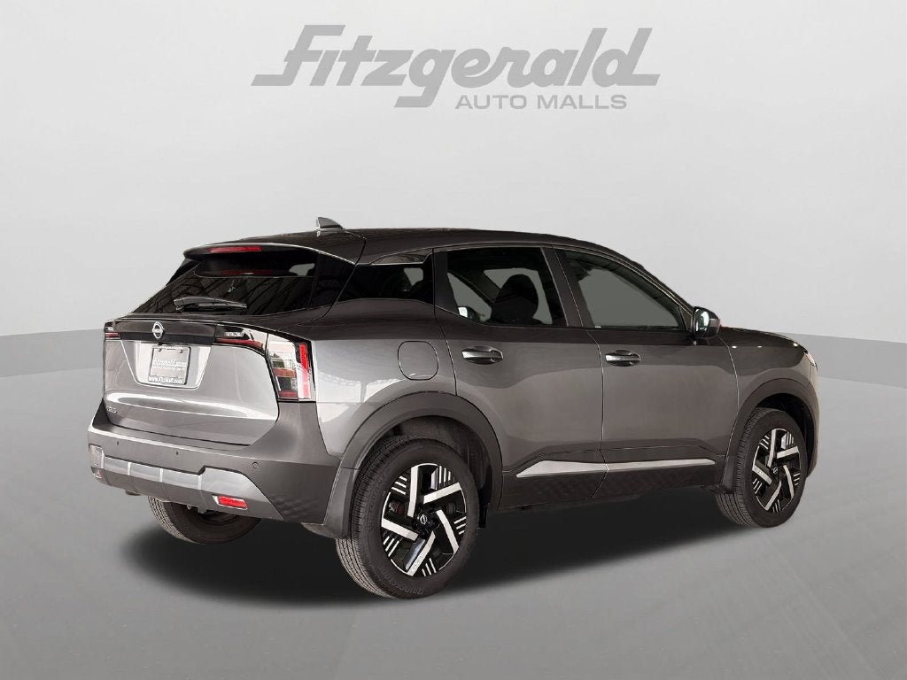2025 Nissan Kicks MPV SV