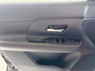 2025 Nissan Kicks MPV SV