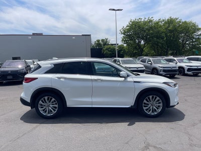 2023 INFINITI QX50 LUXE