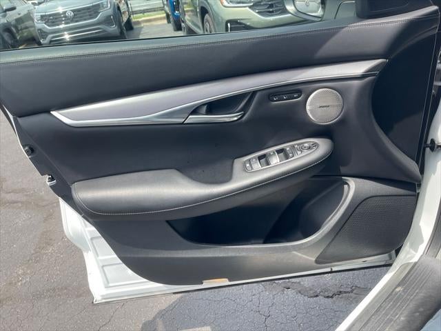 2023 INFINITI QX50 LUXE