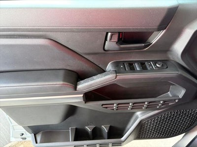 2025 Toyota TACOMA SR5 SR5